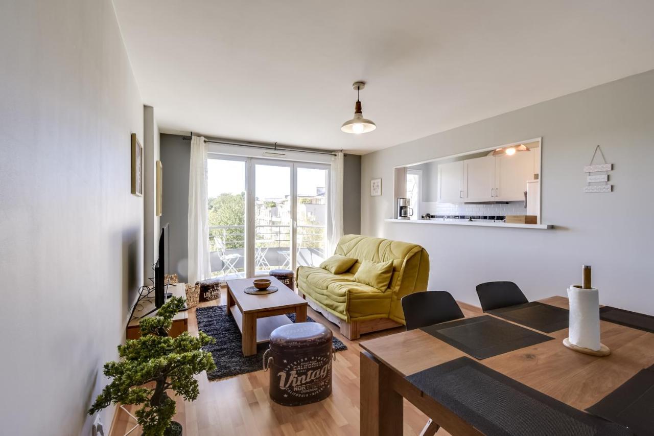 Chic Apart With Parking And Balcony Apartment Cergy Exterior foto